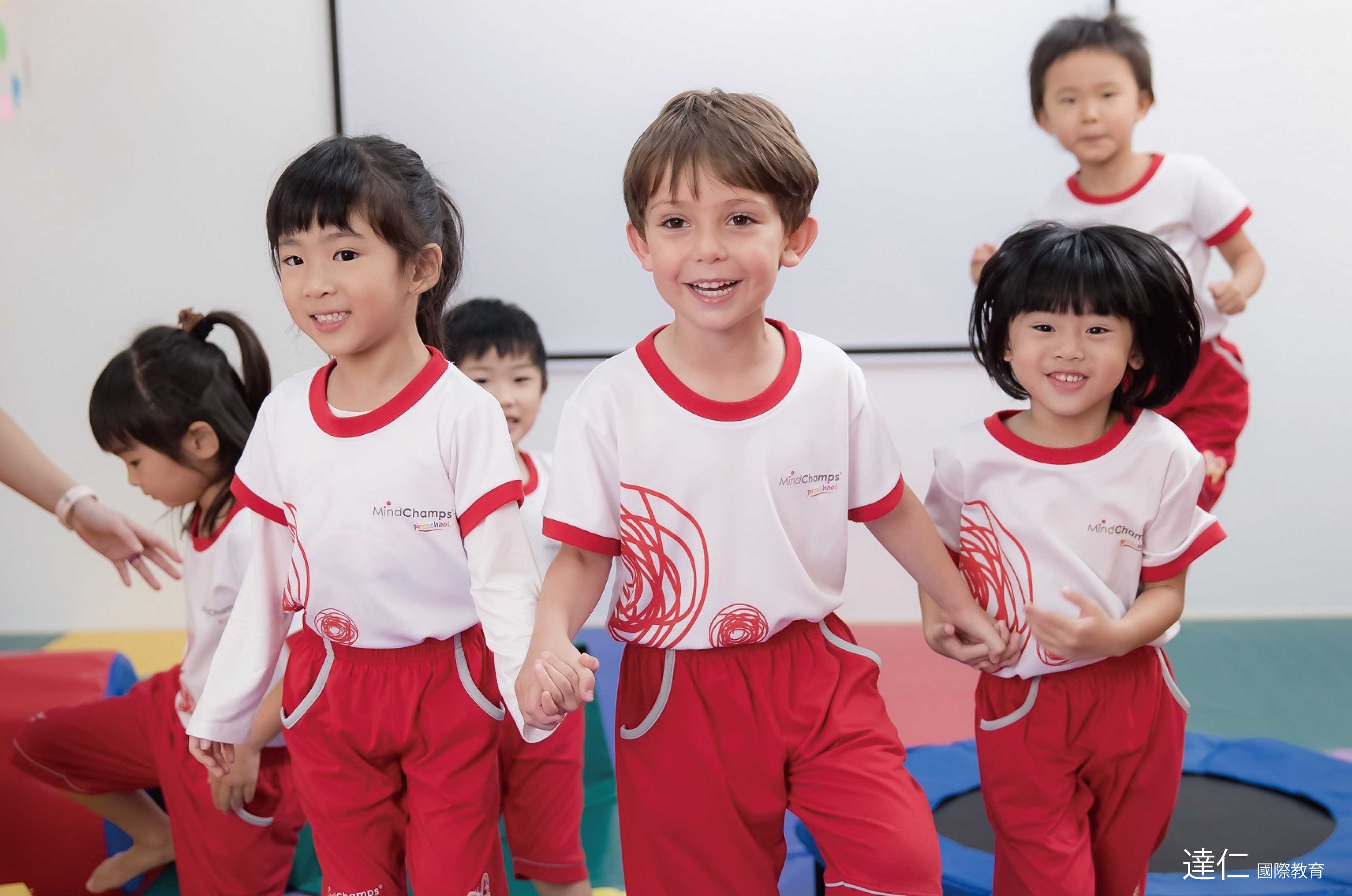 2026年寒假8天 新加坡 Mind Champs 幼兒園插班親子團 2026 SG Mind Champs KG Parent-Child Tour in Winter